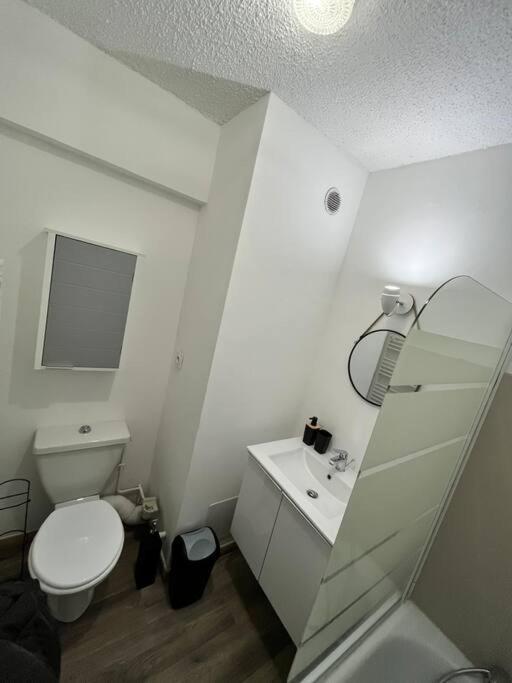 Appartement Moderne & Chaleureux Gréoux-les-Bains Exterior foto